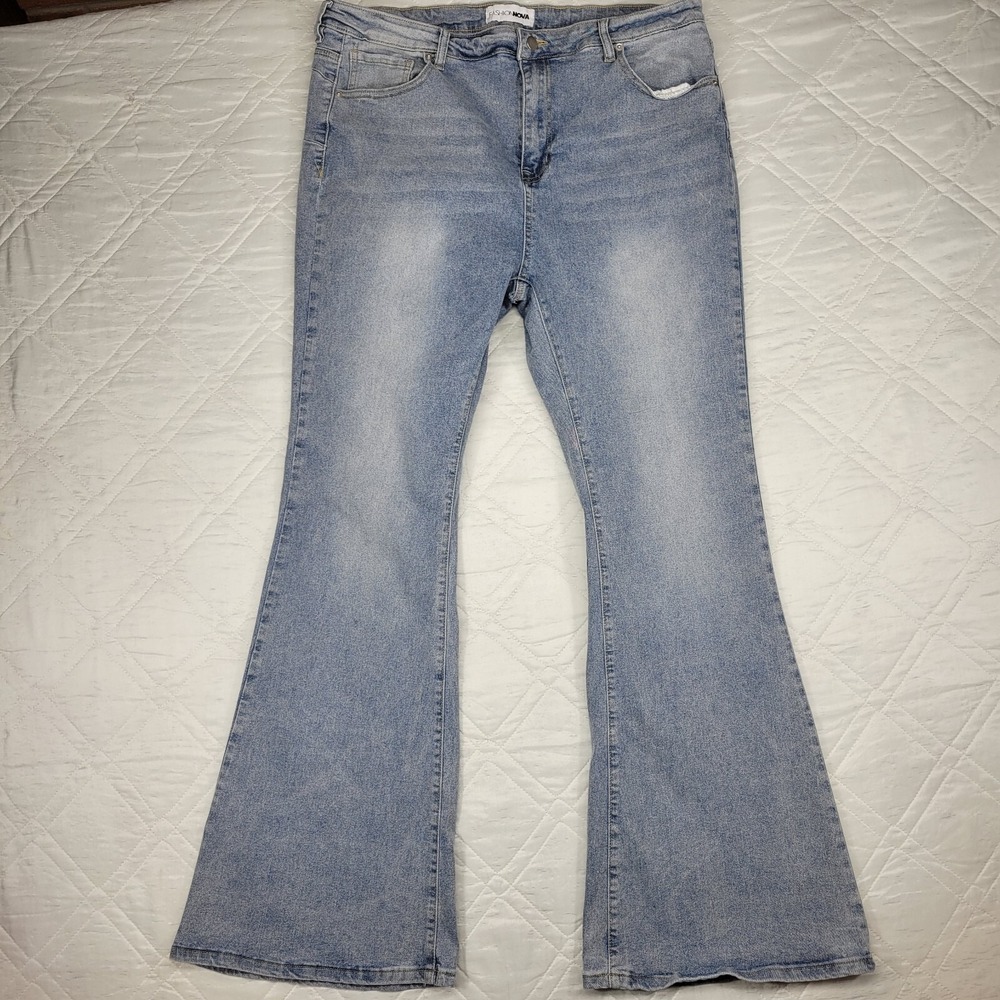 Fashion‎ Nova flare leg blue jeans size 18